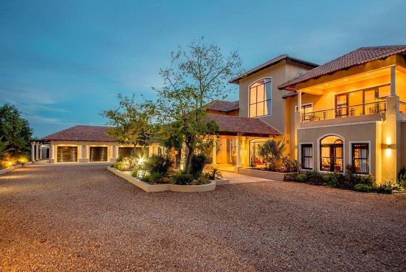 5 Bedroom Property for Sale in Stellenbosch Central Western Cape